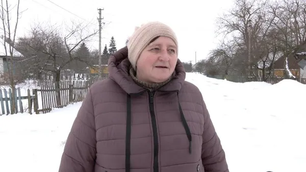«Дуже важко без транспорту»: між чотирма селами Луцького району немає автобусного сполучення (фото, відео)