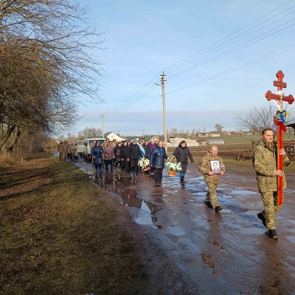 Помер у лікарні: на Волині попрощалися із воїном Олександром Атласом (фото)