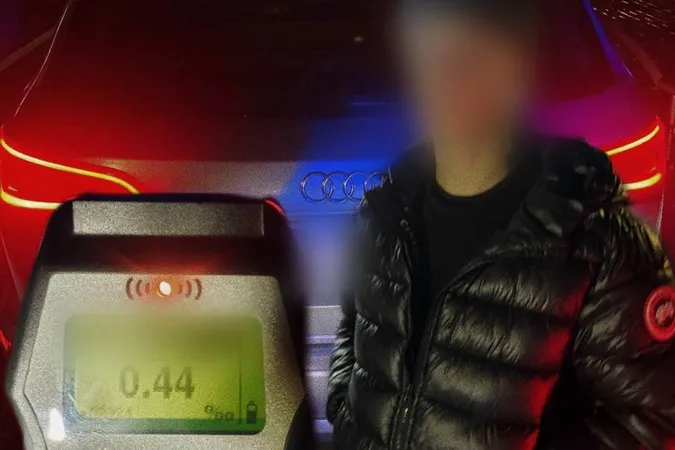 У Луцьку зловили п'яного підлітка за кермом Audi (фото)
