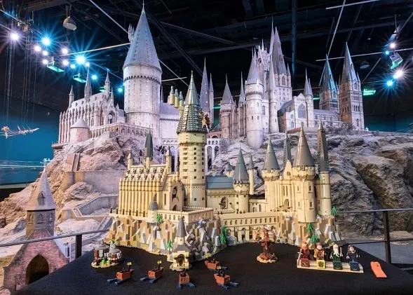 Компанія Lego створила іграшковий Хогвардс (фото)