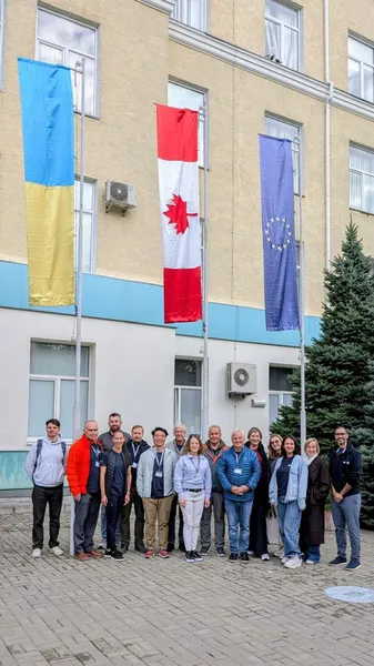Як на Волині канадські лікарі відновлюють обличчя українських захисників (фото)