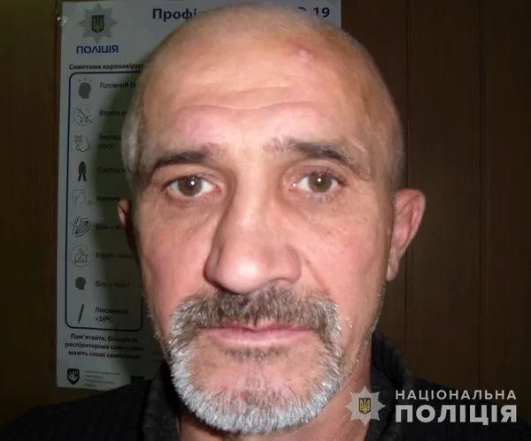 Крадій: луцькі поліцейські розшукують 54-річного чоловіка (фото)