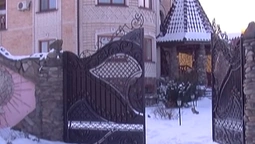 Стало відомо, на чий будинок напали розбійники в масках (відео)