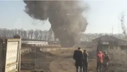🔥 Чорний стовп диму: в Луцьку на Мамсурова горить цистерна зі смолою (фото, відео)