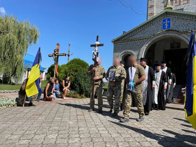 На Волині попрощалися з Героєм Миколою Харієм (фото)