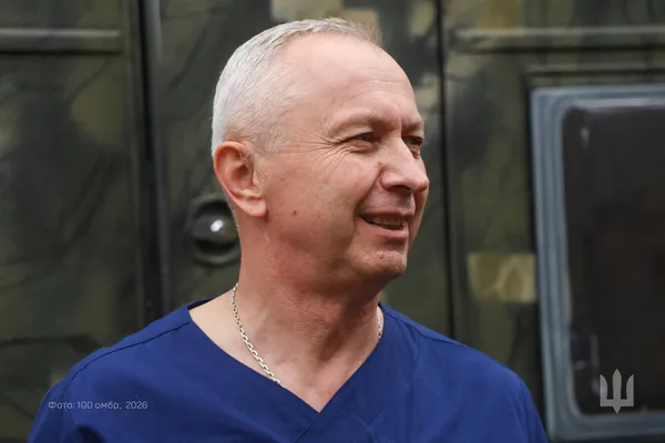 Понад 100 тисяч пролікованих зубів: у «Сталевій Сотці» розповіли про унікального фронтового медика (фото)