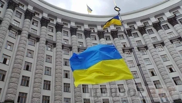 Кабмін виділив з резервного фонду 32,8 млрд грн на нагальні потреби ЗСУ