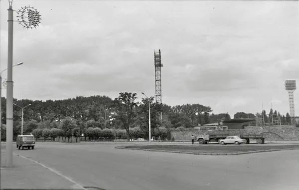 Кільце біля стадіону «Авангард», 1971 рік