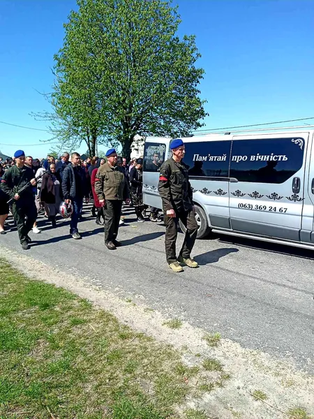 «Герой, якому вічно буде 23»: на Волині попрощалися з захисником (фото)