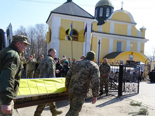На Волині попрощалися із захисником Миколою Луцюком (фото)