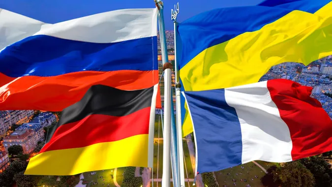 У Парижі закінчились 8-годинні перемовини «нормандської четвірки»: Єрмак розповів про результати
