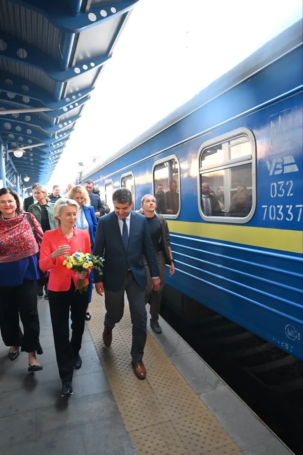 Президентка Єврокомісії приїхала до Києва