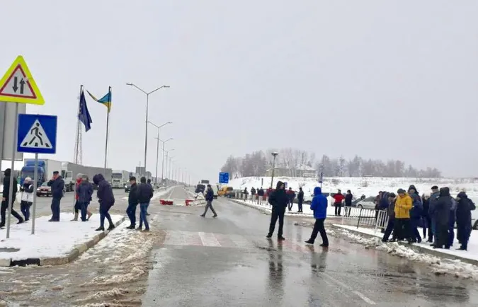 Скандал на кордоні з Польщею: українець вимагав пропустити росіянку