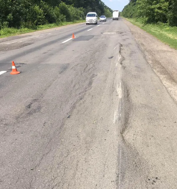 Показали, як нині на Волині ремонтують дороги (фото)
