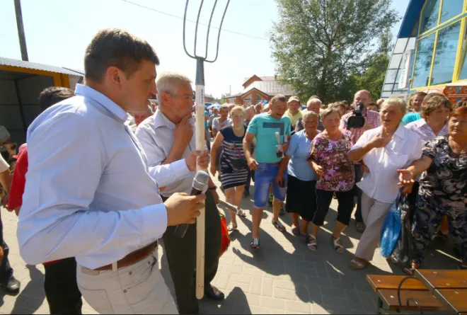 Чи мав право радикал Була роздавати вила на 23 окрузі?