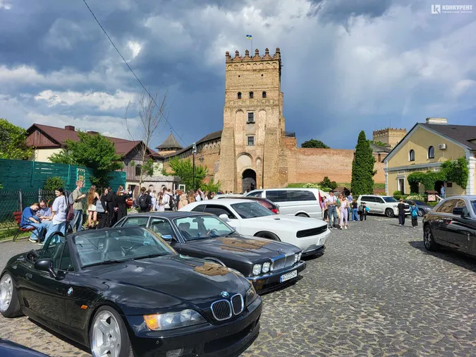 «ЛюбART Fest» у Луцькому замку: що там відбувається (фоторепортаж)
