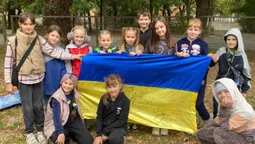 У Луцьку маленькі школярі зібрали майже 80 кілограмів каштанів для ЗСУ (фото)