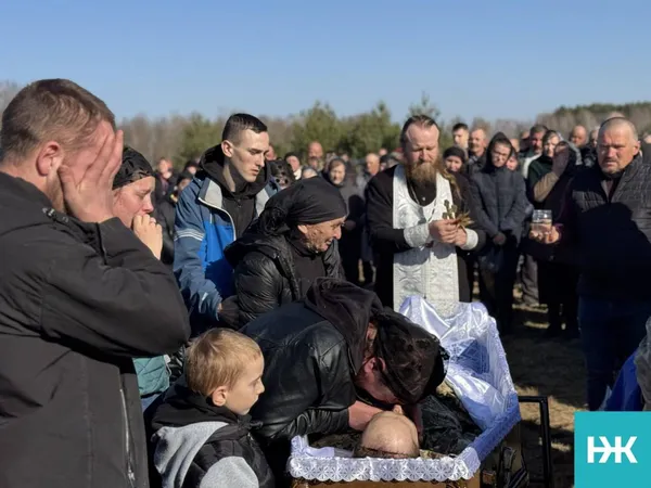 Назавжди 40: на Волині попрощалися із полеглим воїном Євгеном Шмигельським (фото)