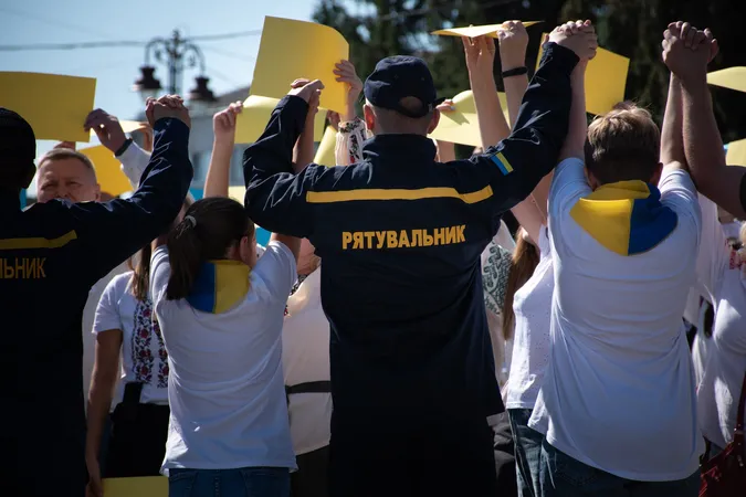 У Луцьку рятувальники долучилися до акції «Українська вишиванка» (фото з дрона)