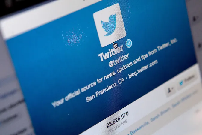 Twitter радить користувачам змінити свої паролі
