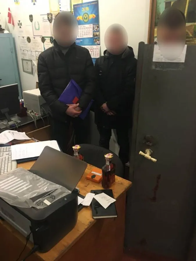 На Волині спіймали на хабарі працівника СБУ (фото)
