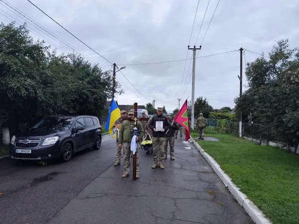 Понад рік вважався зниклим: на Волині попрощалися з прикордонником Юрієм Бондаруком (фото)