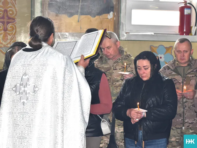 Повернувся не на весілля, а на свій похорон: на Волині попрощалися з капітаном волинської «сотки»