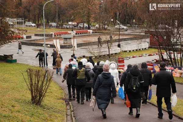 Без козаків та Михаїла: як у Луцьку освячували Стир (фото, відео)