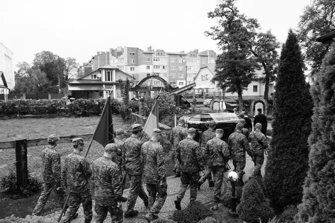 На Волині попрощалися із 21-річним воїном Олександром Кириловим (фото)