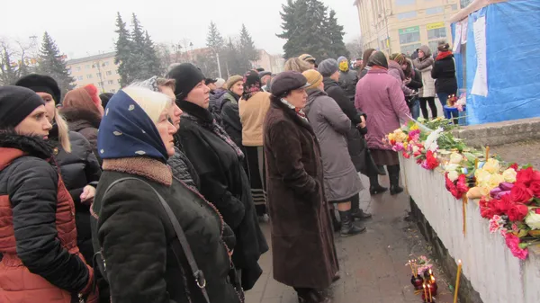 У мережі показали архівні кадри з вшанування Героїв Небесної сотні у Луцьку (фото)