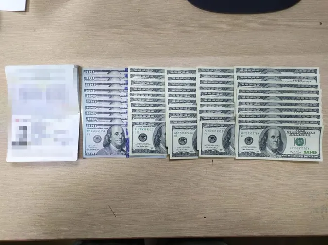 На кордоні з Польщею затримали двох «ухилянтів-хабародавців» (фото)