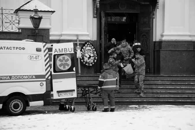У Луцьку попрощалися з полеглим на Херсонщині 24-річним Юрієм Волошиним