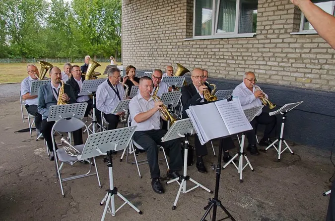 Перший дзвоник, діти та реформи: як у Ковелі відзначили 1 вересня (фото)