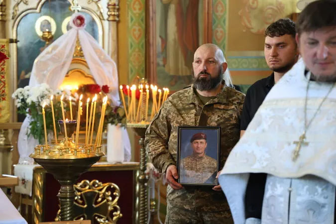 У Луцькій громаді попрощалися з Героєм Віктором Кицуном (фото)