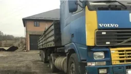 Збив двох людей і втік: знайшли винуватця ДТП у Луцькому районі (фото)