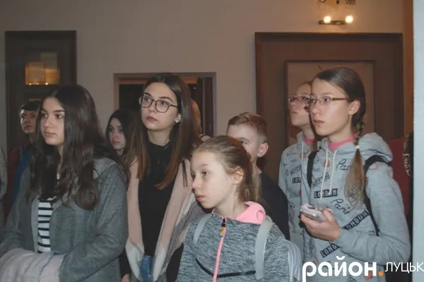 Луцькі школярі побували в музеї Лесі Українки (фото)