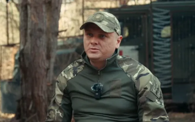 Чекає первістка, але вирушає на Схід: поліцейський-доброволець з Волині став вибухотехніком на фронті (фото, відео)