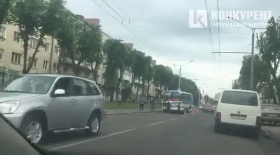 На проспекті Волі в Луцьку – лобова ДТП (відео)