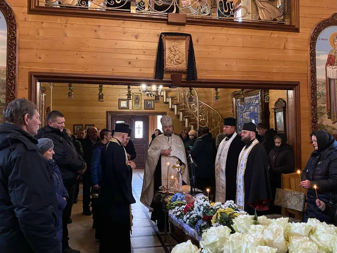 У Володимирі попрощалися із 33-річним захисником Миколою Менкунцем (фото)