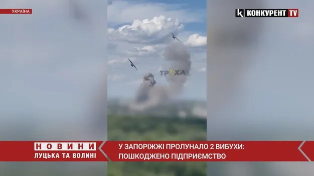 У Запоріжжі два «прильоти»: росіяни вдарили по підприємству (відео)