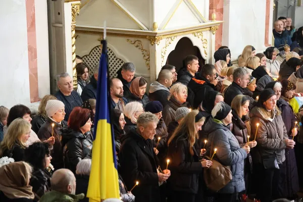У Луцьку попрощалися із полеглими захисниками Ігорем Грабком та Андрієм Жуком (фото)