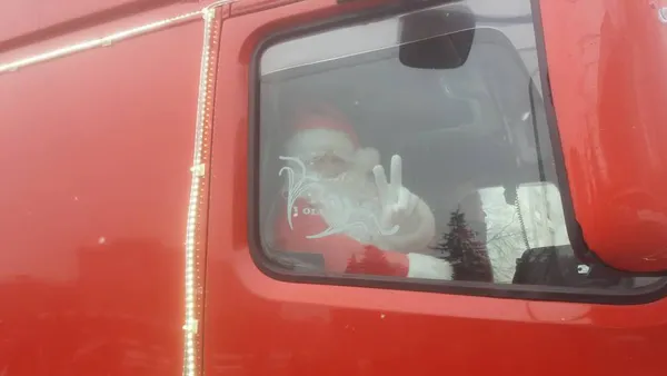 Святкова фура Coca-Cola вже в Луцьку (фото, відео)