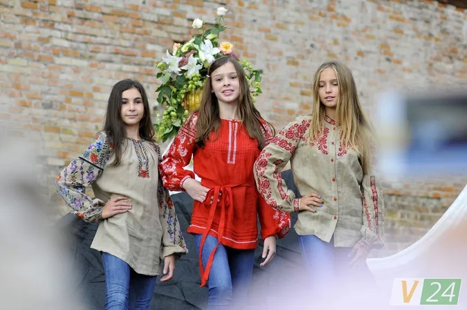 «Волинська княжна-2016»: у Луцьку обрали середньовічну красуню (фото)