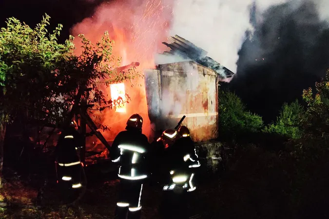 В Іваничівському районі горів житловий будинок