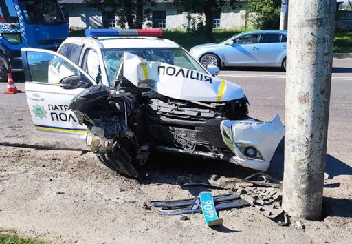 За п'ять з половиною років волинські патрульні потрапили в 53 аварії (фото)