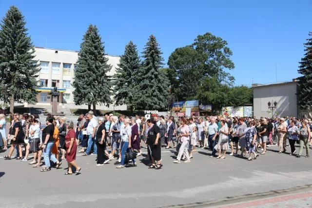 На Волині провели в останню дорогу захисника Олександра Макітру (фото)