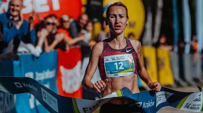 Волинська спортсменка перемогла на змаганнях з гірського бігу в Польщі (фото)
