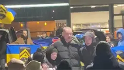 Сльози та обійми: у Луцькому районі зустріли звільненого з полону Ігоря Павляка