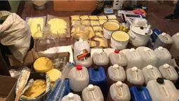 Заробляли більше мільйона за місяць: на Волині викрили нарколабораторію (фото, відео)
