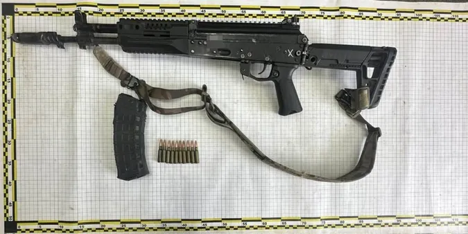 Несподівана знахідка: 24-річний волинянин приніс до поліції автомат